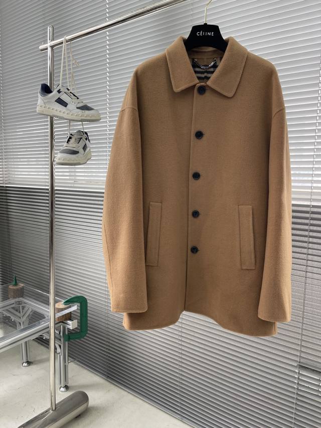 Bbr 2025 Autumn/Winter New Men's Lightweight Overcoat: A Contemporary Reimaginin