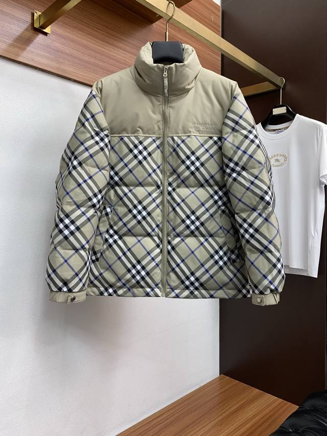 25 Autumn/Winter New Arrival: Burberry Classic Check Down Jacket, Imported Fabri