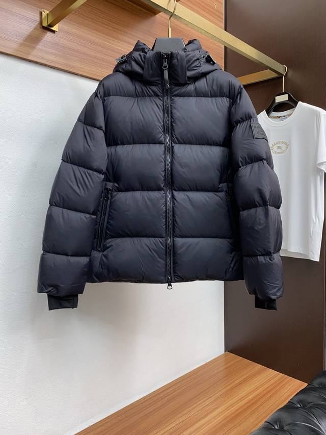 Burberry Fall/Winter 2025 Men's Fashion Down Jacket A light luxury, fashionable
