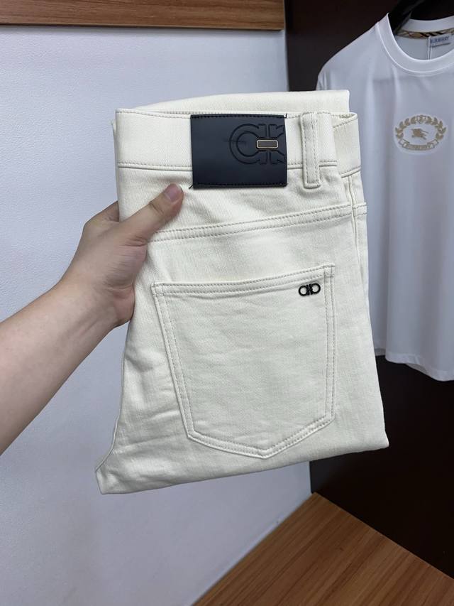 Ferragamo 2025 New Arrival, Exclusive Custom-Made Imported Thickened Fleece Den