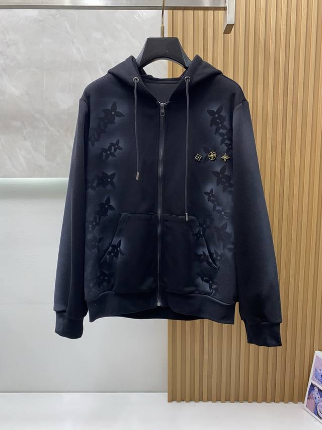 Chrome Hearts Fall/Winter New Men's Zip-Up Sweatshirt Jacket. An essential jack