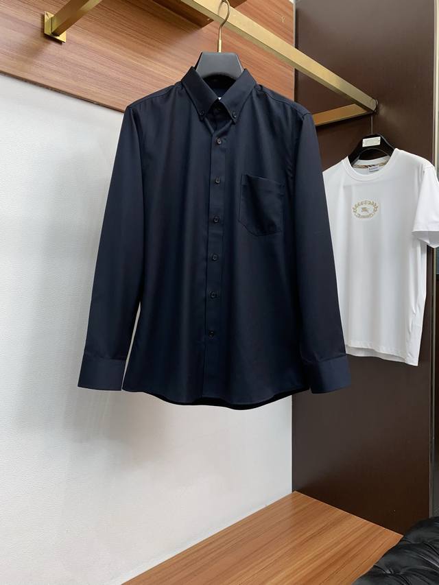 Lp Nuoyou Pianya Classic Men's Wool Shirt. A high-quality knitwear piece is an i