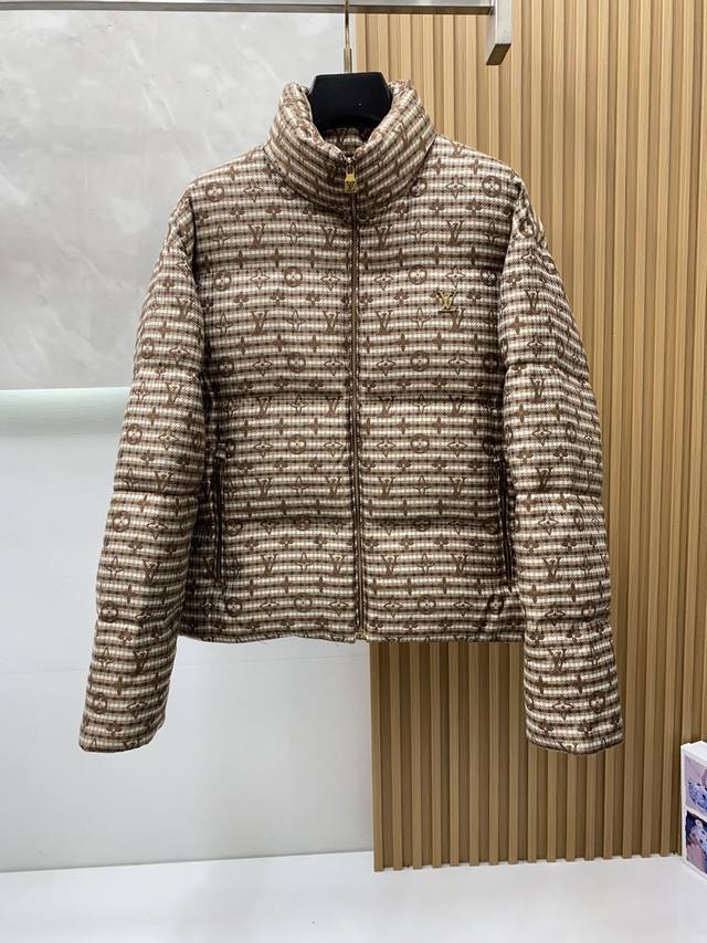 LV Louis Vuitton Fall/Winter 2025 Men's Fashion Down Jacket A light luxury, fash