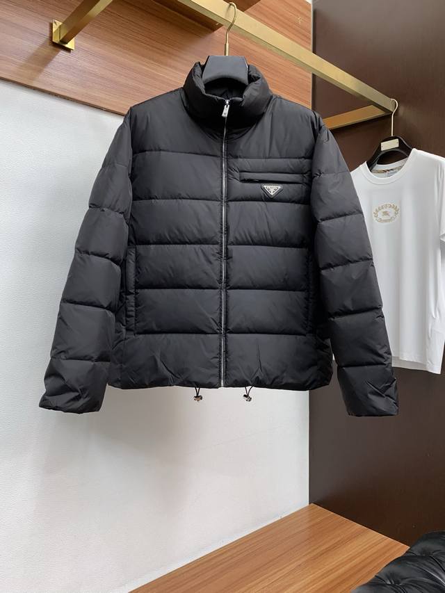 Prada Top-Tier Version Boutique-Synchronized Down Jacket, 100% White Duck Down,