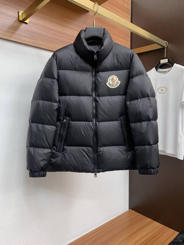Moncler 25Ss latest down jacket with stand-up collar design, stylish and chic!
