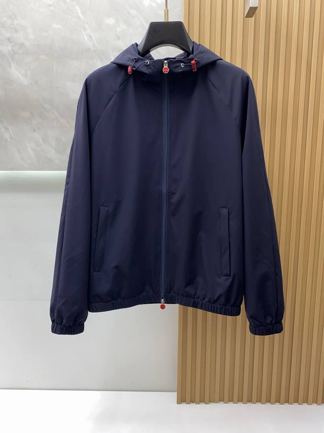 Kiton 2025 New Men's Casual Custom-Made Jacket. Wearing this simple and sharp ca