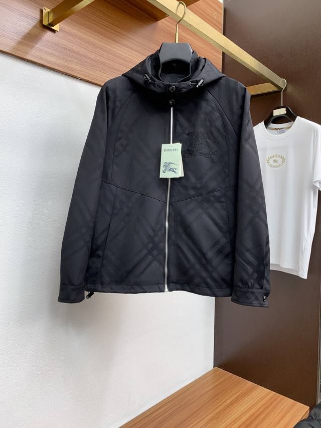 Burberry 25Ss latest classic baseball collar jacket, stylish and cool design! A