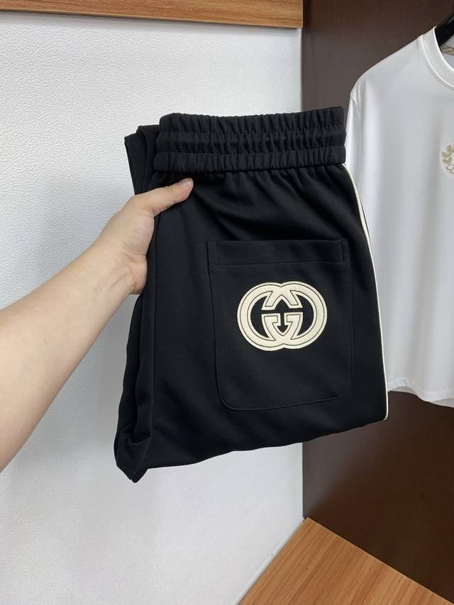Gucci's new arrivals are now available! High-quality, fashionable casual trouse