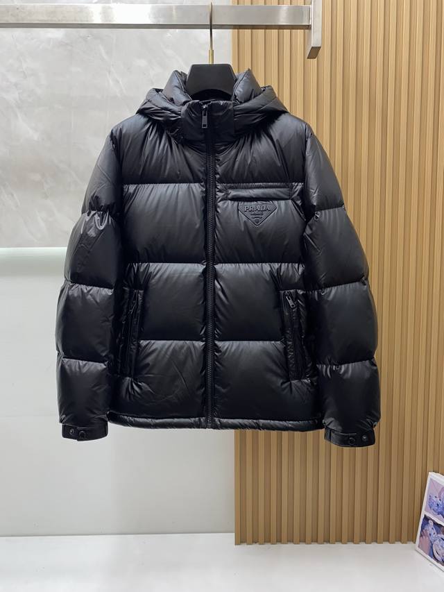 Prada Top-Tier Version, Boutique Synchronized Matte Black Down Jacket, 100% New