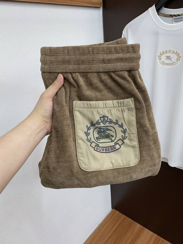 Burberry 2025 Fall/Winter Newest Casual Pants: Clean and crisp cut, full of urb