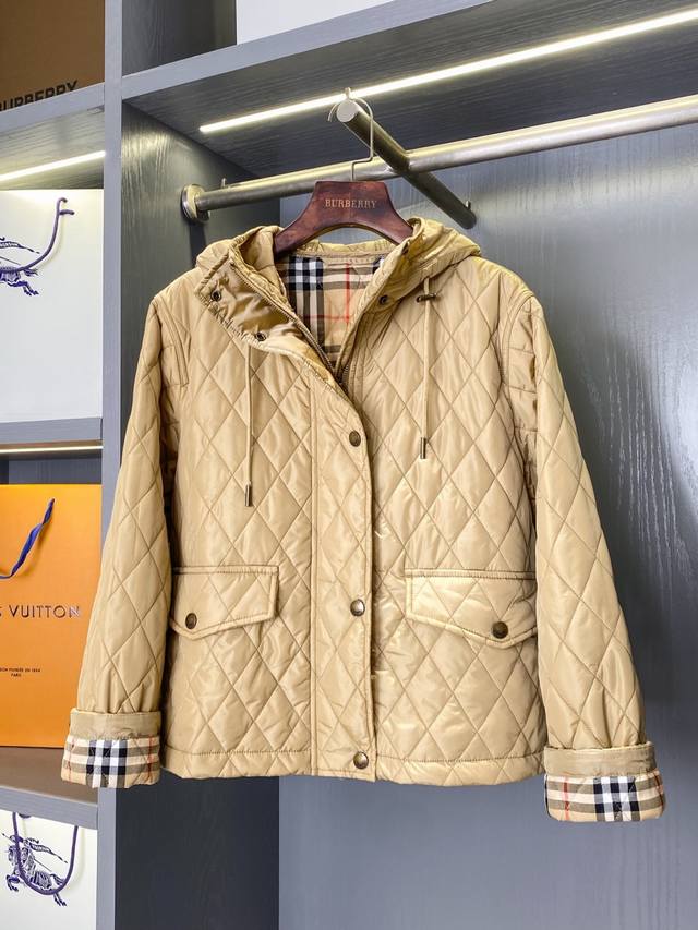 Same style as the official website, a heavyweight new winter cotton coat. Comfor