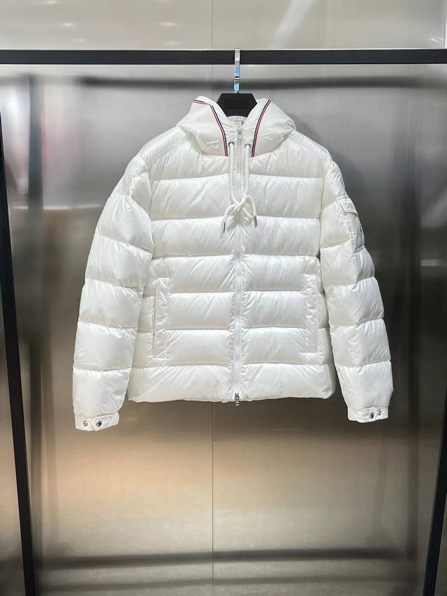 Moncler New Pavin Short Hooded Down Jacket, Unisex Colors: Black, White Sizes: 1