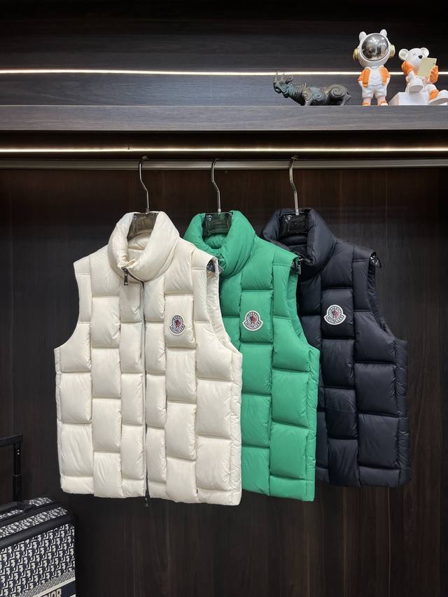 Featured Moncler down jacket/vest, 2025 latest fashion designer style down coat