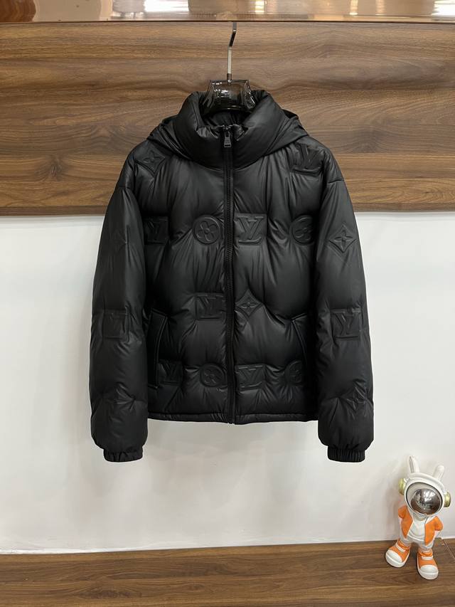 Featured Down Jacket, 2025 Newest Fashion Designer Style, Louis Vuitton Hooded