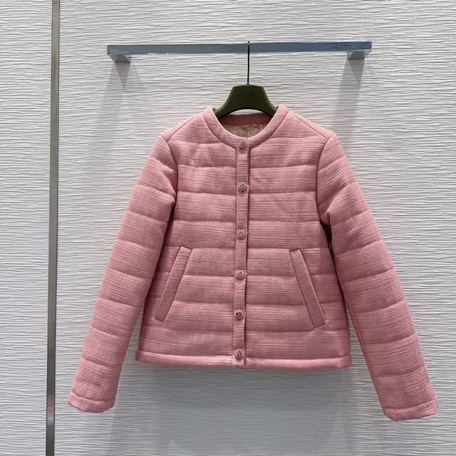 Gucc* 2025Fw New Classic Style Coat - I fell in love at first sight! The design