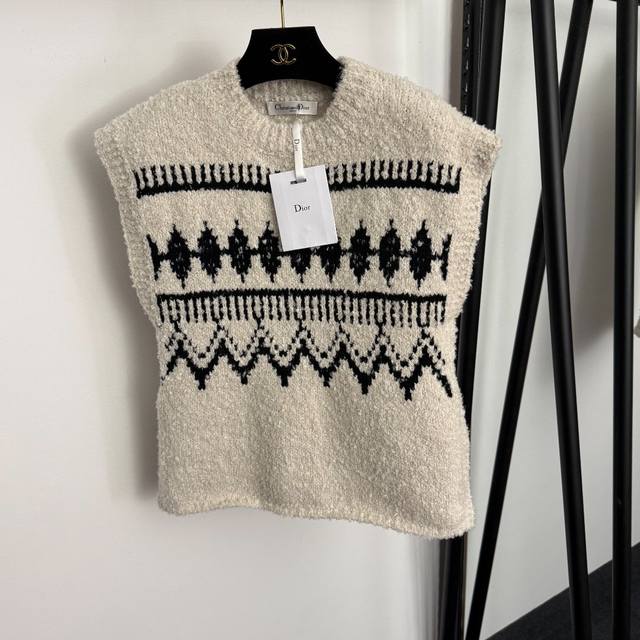 Style No. 20257242 Dio* New Color Block Jacquard Wool Knit Vest, Apricot, One S