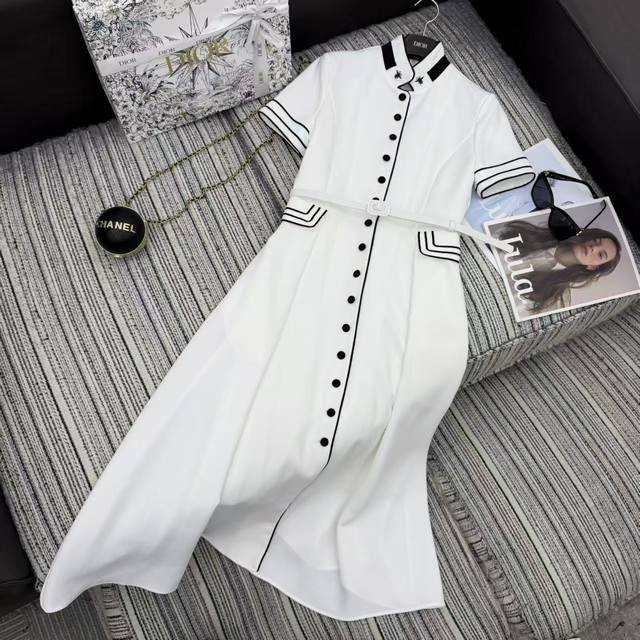 Highly recommend the 2025 Early Spring Collection Dio* New Color-Blocked Embroi