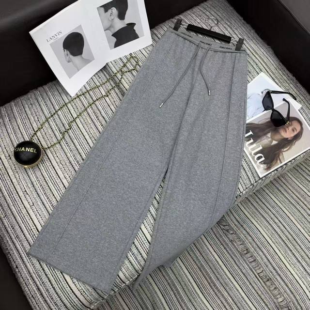 Highly recommend Miu's new early autumn/winter collection 2025 letter elastic w