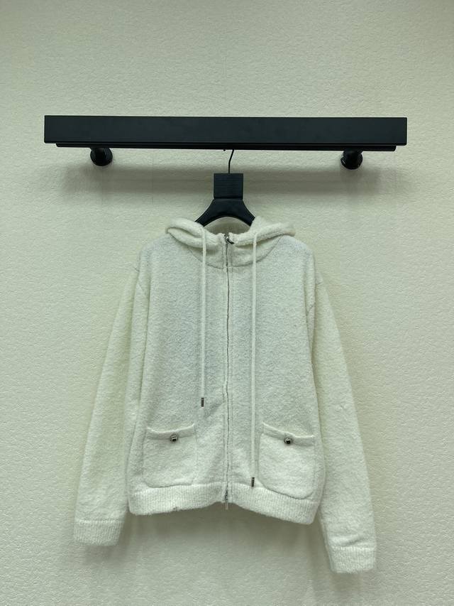 Chane*25 Fall/Winter Coco Ski Collection Double Pocket Hooded Zip-Up Knit Cardig