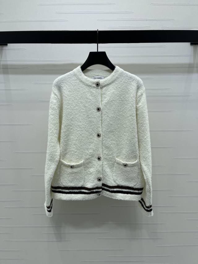 New Arrival! High-Quality Original Chanel* 2025 Autumn/Winter Collection! Crew