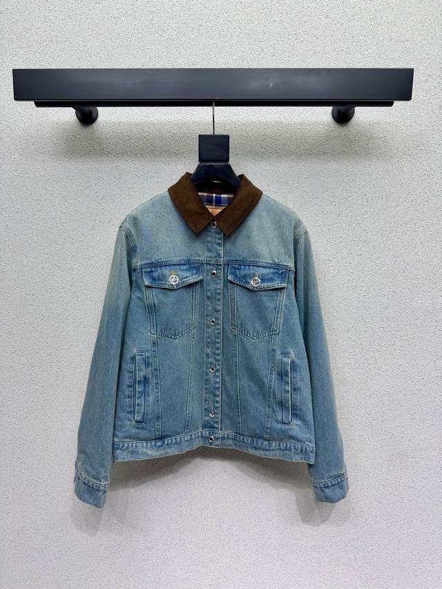 L's reversible plaid denim jacket features a classic plaid design, soft and comf