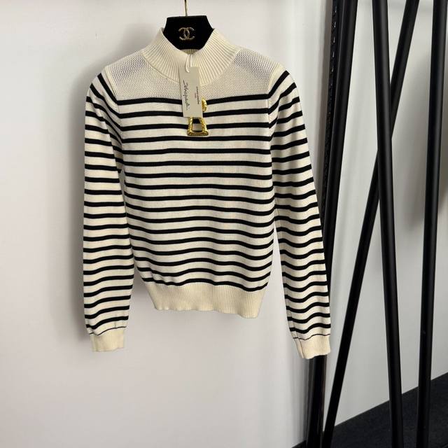 Style No. 20257205 Schiaparelli *New hollowed-out metal keyhole decoration colo