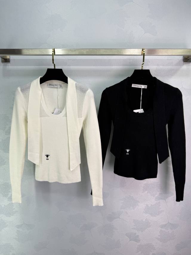 Dio*25 Autumn/Winter New Knit Top: Soft and comfortable fabric. The small spider