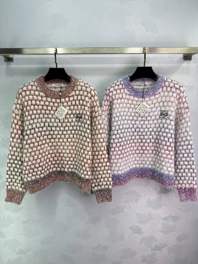 Loew*2025 Autumn/Winter New Gradient Crew Neck Pullover Sweater! Made with custo