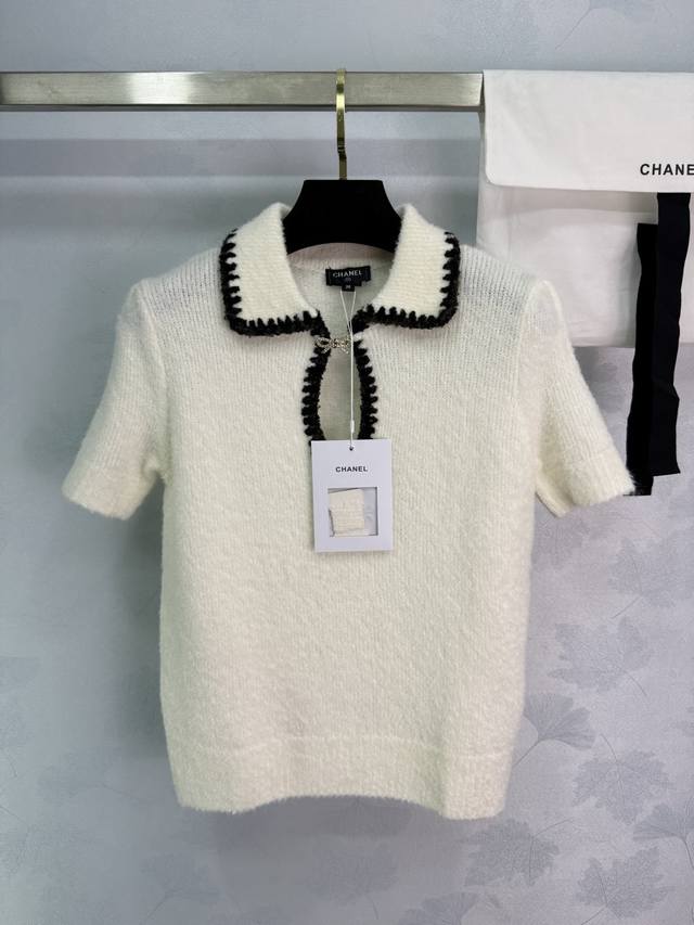 Ch*25N Ski-style Peter Pan Collar Embroidered Bow Double C Knit T-shirt Top, mat