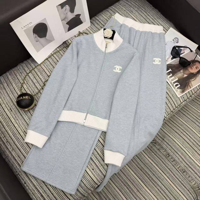 Highly recommend the 2025 early autumn/winter collection Cha* new double C logo