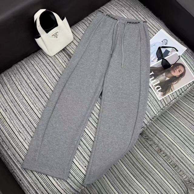 Highly recommend the 2025 early autumn/winter collection pra* new letter elasti