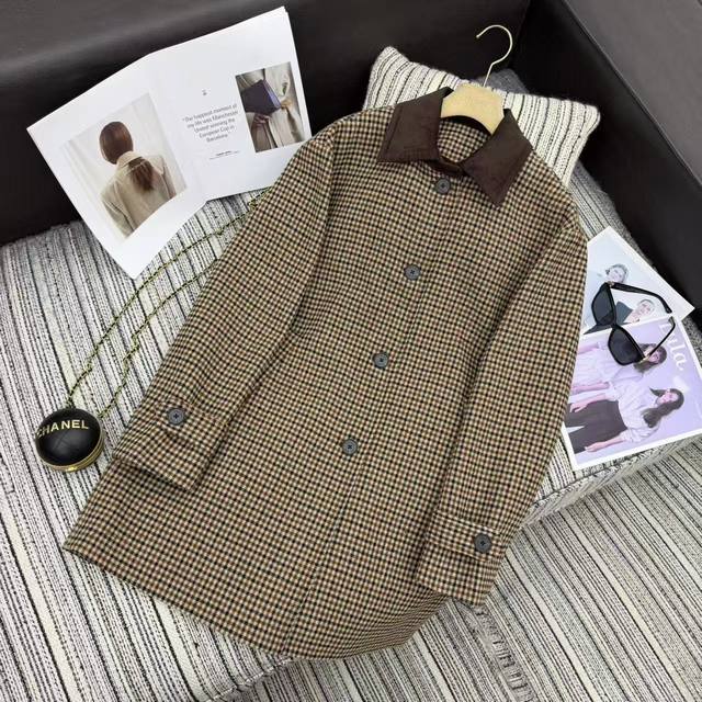 Highly recommend Miu's new corduroy houndstooth coat from the 2025 early autumn