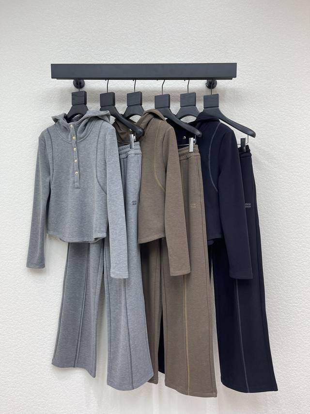 Miumi*25 New Half-Open Hooded Long-Sleeved Top and Elastic Waist Trousers Set. M