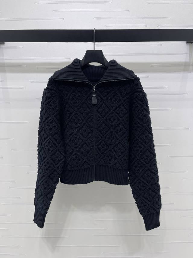 New Arrival! High-Quality Original Louis Vuitton 2025 Autumn/Winter Collection!