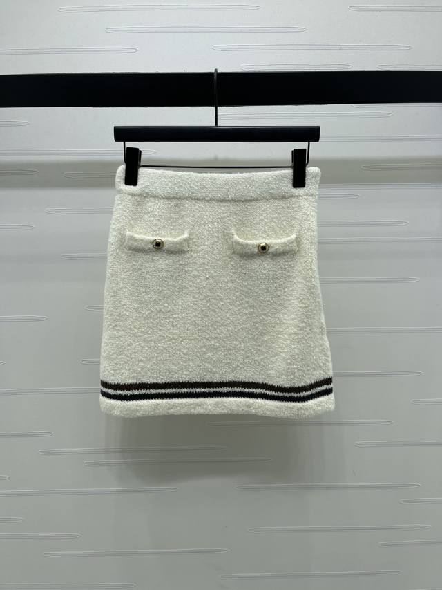 New Arrival! High-Quality Original Chanel* 2025 Autumn/Winter Collection! Knitt