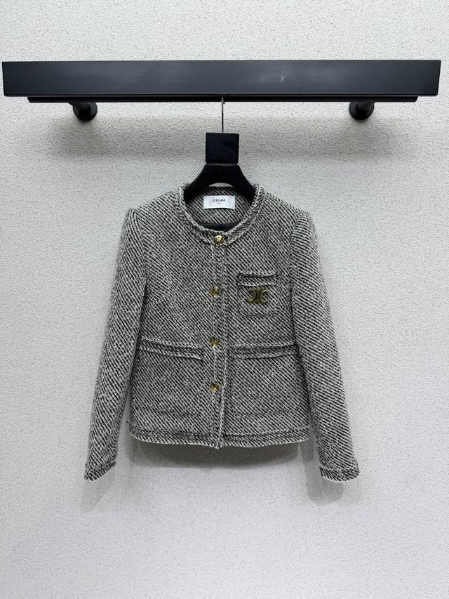 Ce* Wool coat: Stylish, highly practical, versatile, chic, and perfect for every