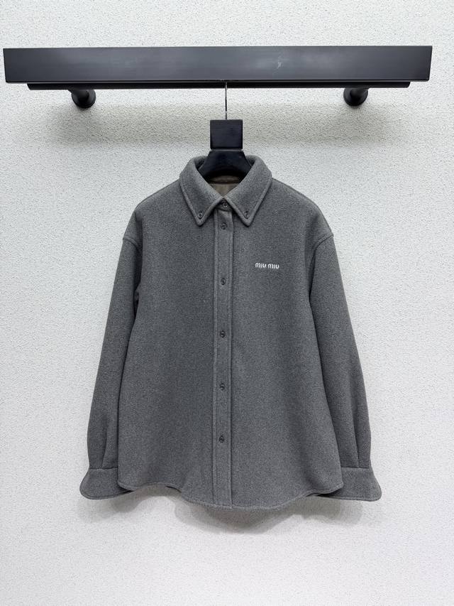 Miu grey wool casual jacket, chic and stylish, a must-have for everyday wear. De