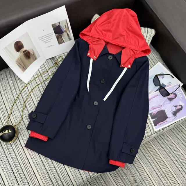 Highly Recommend Miumi* 2025 Early Autumn New Reversible Color-Blocked Hooded T