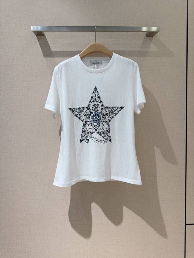 Dior *2025 New Arrival Highly Recommended This T-shirt is inspired by the elegan