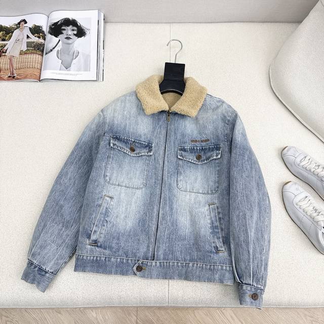 Miu 25Ss Autumn/Winter Newest Age-Defying Stylish Denim Jacket with Patchwork Ec