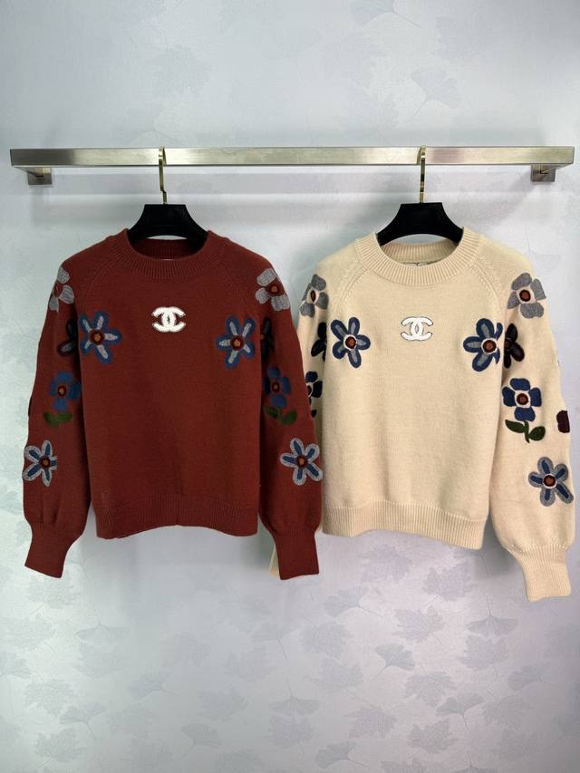 Ch* 2025 Autumn/Winter New Heavy-Duty Floral Embroidered Knit Long-Sleeve Sweate
