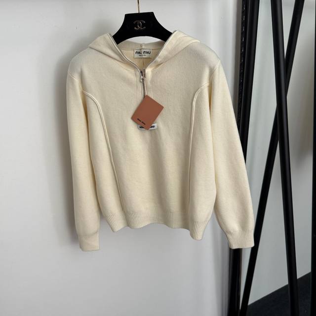 Style No. 20257042 Miumi* New Label Letter Long-Sleeve Hooded Wool Knit Sweatsh