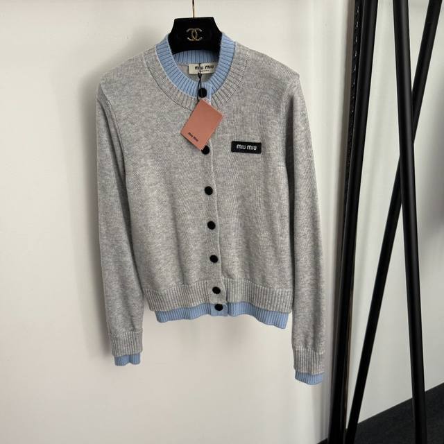 Style No. 20257038 Miumi* New Style Long-Sleeved Wool and Cashmere Blend Knit C