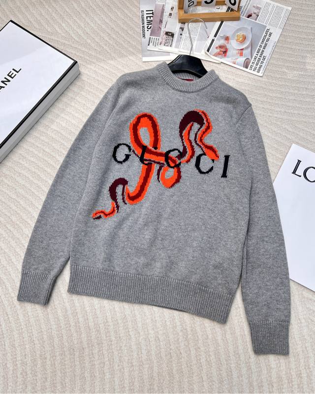 Gucci 2025 Ss Year of the Snake Limited Edition Snake Jacquard Letter Crew Neck