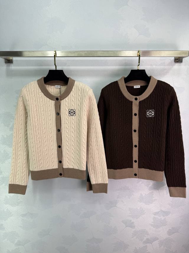 Loe*25 Autumn/Winter New Round Neck Knit Cardigan, Classic Cable Knit, Color Blo