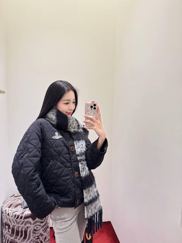 Vivienne Westw*Od 25Fw Autumn/Winter New Arrival: Saturn Embroidered Diamond Qui