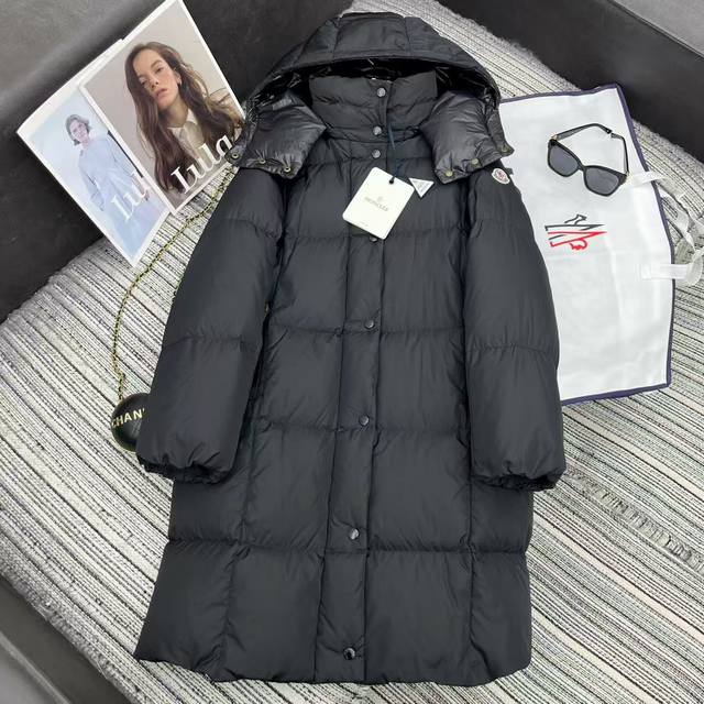 Highly recommend the 2025 early autumn/winter collection Mon* new hooded mid-le