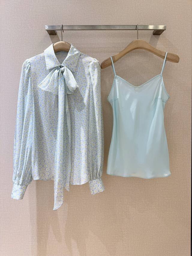 Guc*C*I New Sale Off New Arrival Recommendation This heavyweight silk shirt with