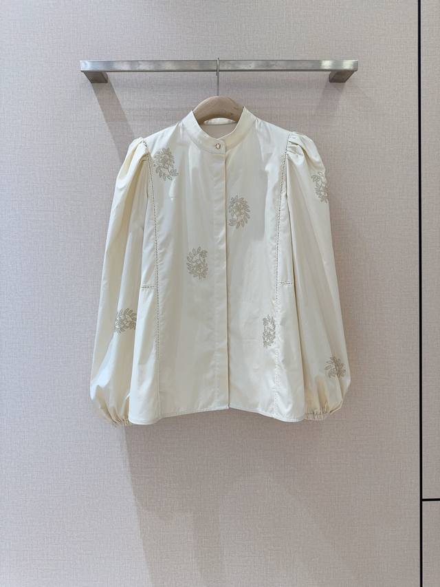 Maxmar*A25 New Arrival Recommendation The stand-up collar design is elegant and