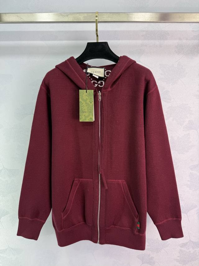 Gucc* 2025 Early Autumn New Reversible Knit Cardigan! Made with custom wool yarn